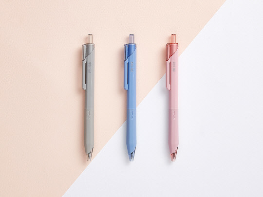 모나미가 FX153의 0.5㎜ 라인을 출시했다. <모나미 제공>